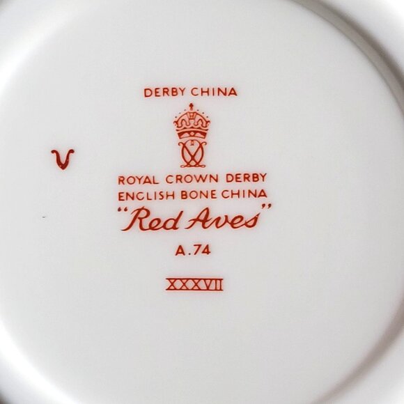 Royal Crown Derby Red Aves Pattern Saucer Plate 6.25", Bird Plate - Picture 5 of 5
